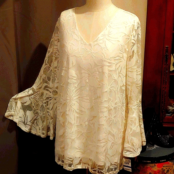 Alfani Tops - Alfani NWT Graphic Nature White Lace Top